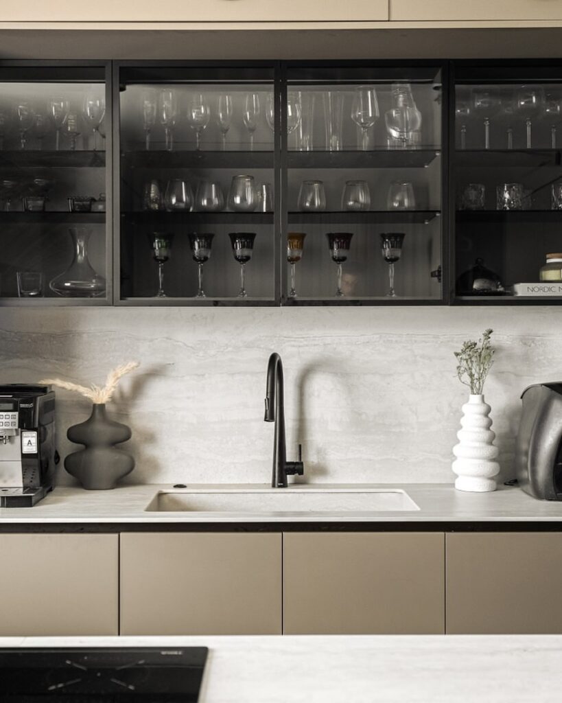 כל מה שצריך לדעת על חיתוך והתקנת שיש קיסר